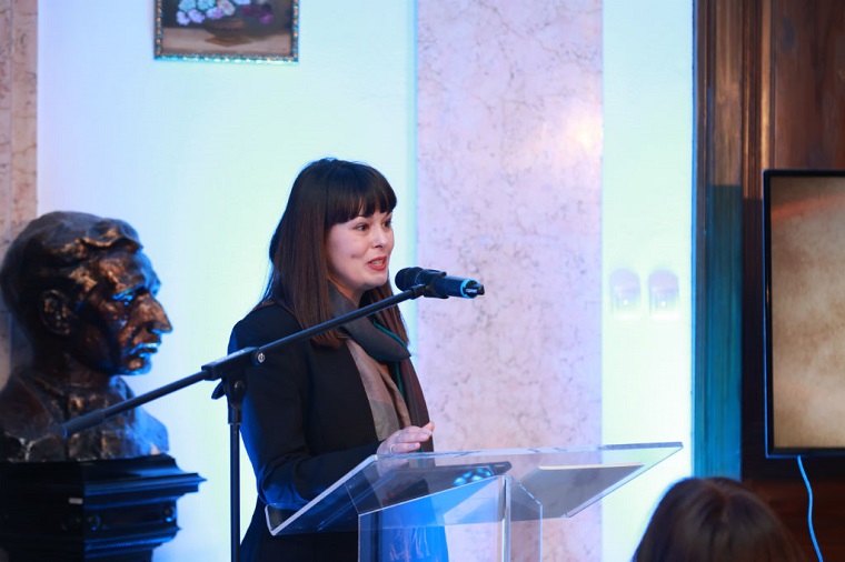 Невена Баштовановић на јубилеју кикиндске библиотеке