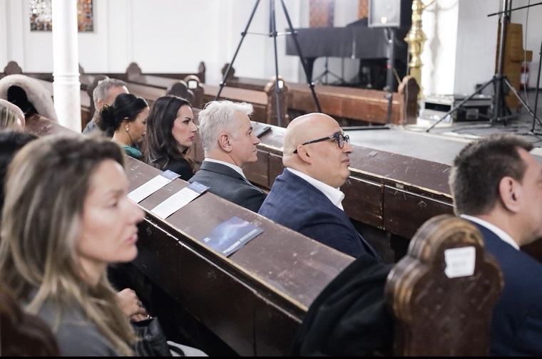 Подсекретарка Вера Којић на манифестацији “Мостови у Синагоги-јеврејска и ромска култура у дијалогу”